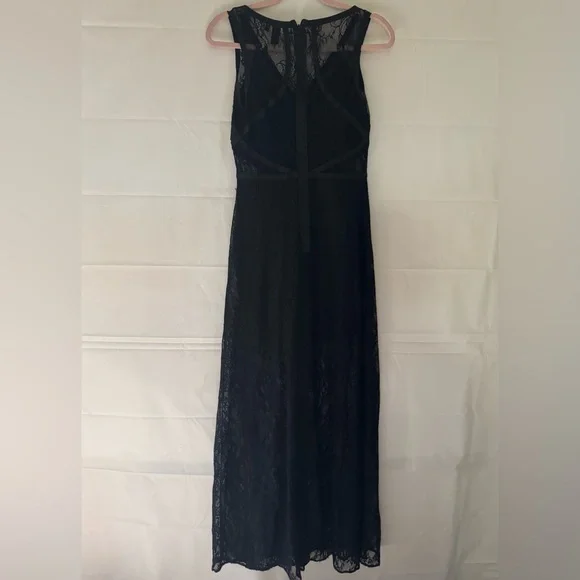 Windsor Women’s Black Lace High Low Dress, Medium. Pre-Owned Good - Picture 5 of 12